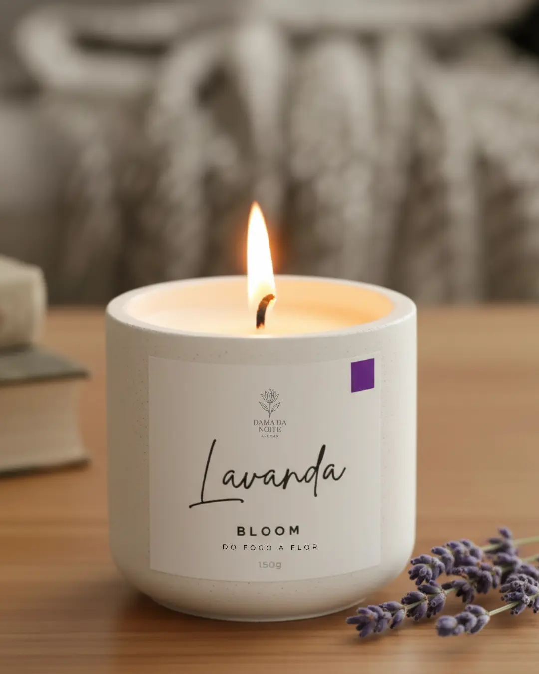 Vela Aromática de Lavanda 150g - Linha Bloom